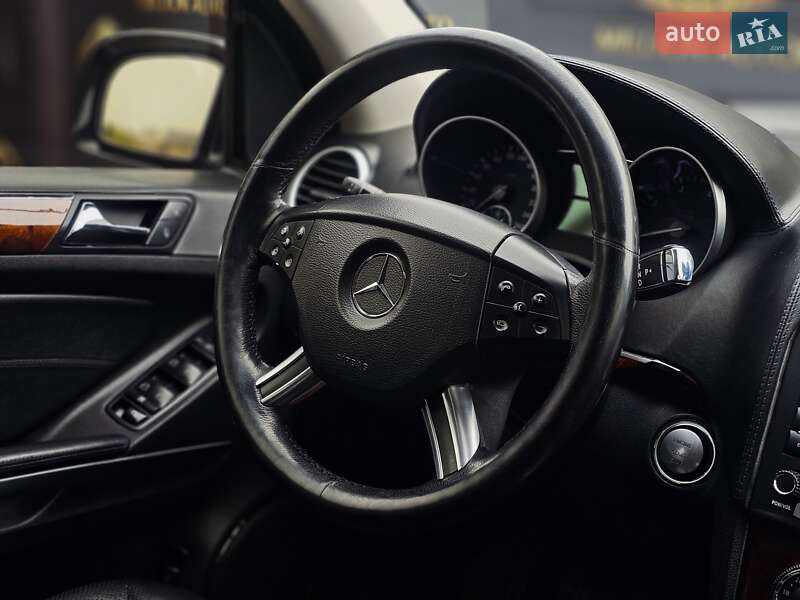 Позашляховик / Кросовер Mercedes-Benz GL-Class 2007 в Києві