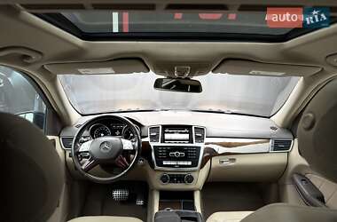Позашляховик / Кросовер Mercedes-Benz GL-Class 2013 в 