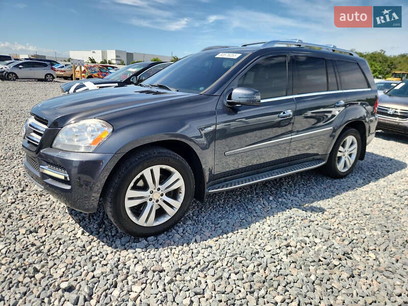 Mercedes-Benz GL-Class 2012 Mercedes-Benz GL-Class 2012