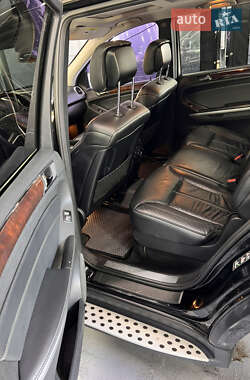 Внедорожник / Кроссовер Mercedes-Benz GL-Class 2010 в 