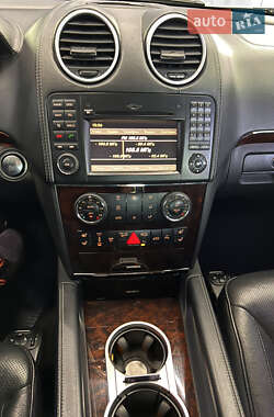 Внедорожник / Кроссовер Mercedes-Benz GL-Class 2010 в 