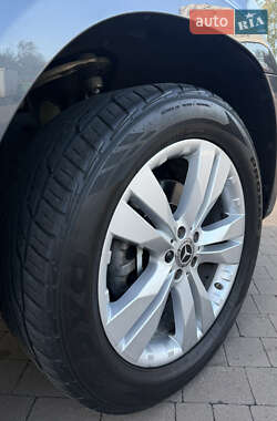 Позашляховик / Кросовер Mercedes-Benz GL-Class 2012 в 