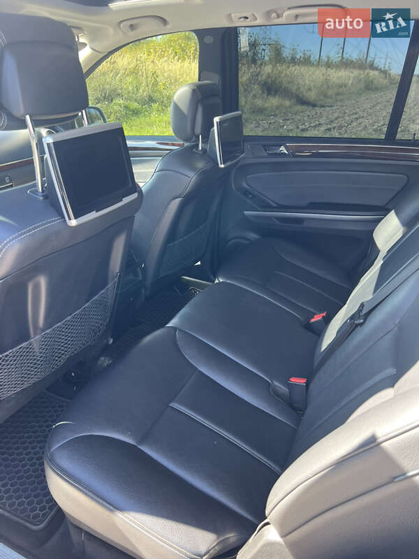 Внедорожник / Кроссовер Mercedes-Benz GL-Class 2010 в Ровно