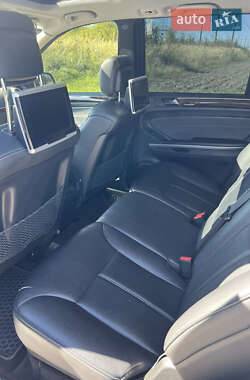 Внедорожник / Кроссовер Mercedes-Benz GL-Class 2010 в 