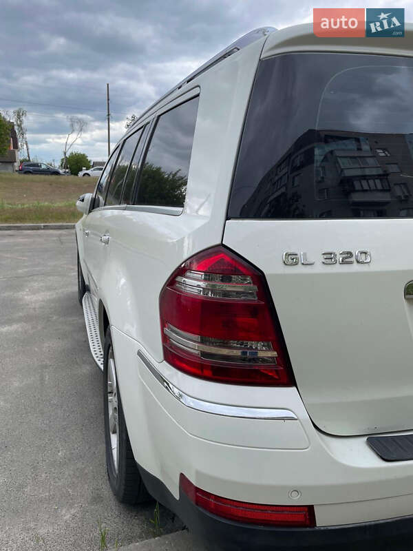 Внедорожник / Кроссовер Mercedes-Benz GL-Class 2008 в Киеве