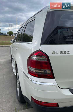 Внедорожник / Кроссовер Mercedes-Benz GL-Class 2008 в 