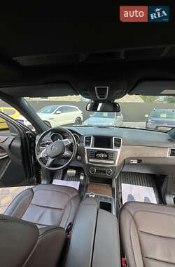 Позашляховик / Кросовер Mercedes-Benz GL-Class 2013 в 