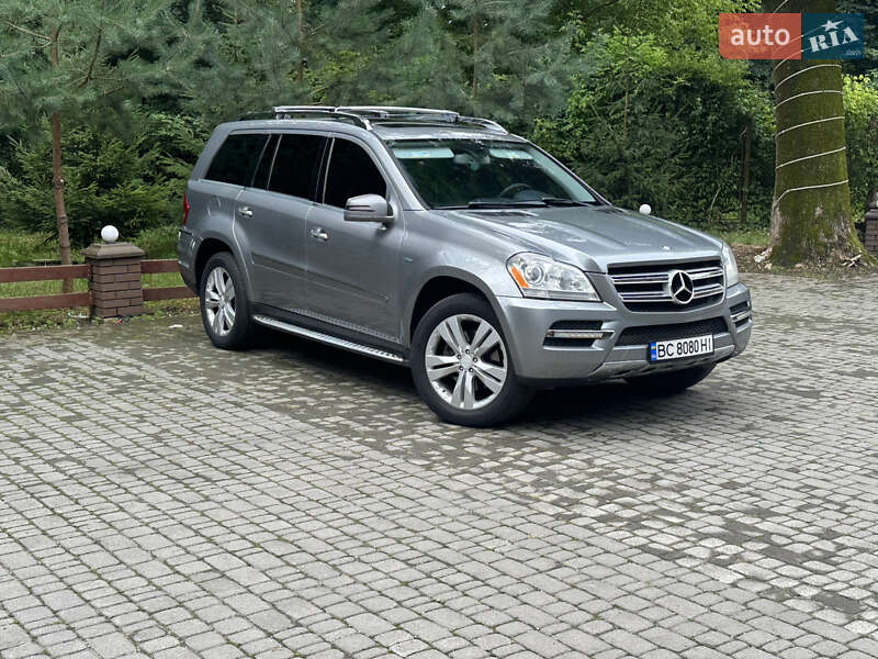 Mercedes-Benz GL-Class 2011 Mercedes-Benz GL-Class 2011