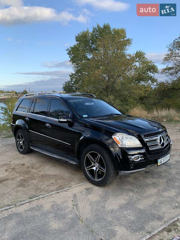 Позашляховик / Кросовер Mercedes-Benz GL-Class 2008 в 