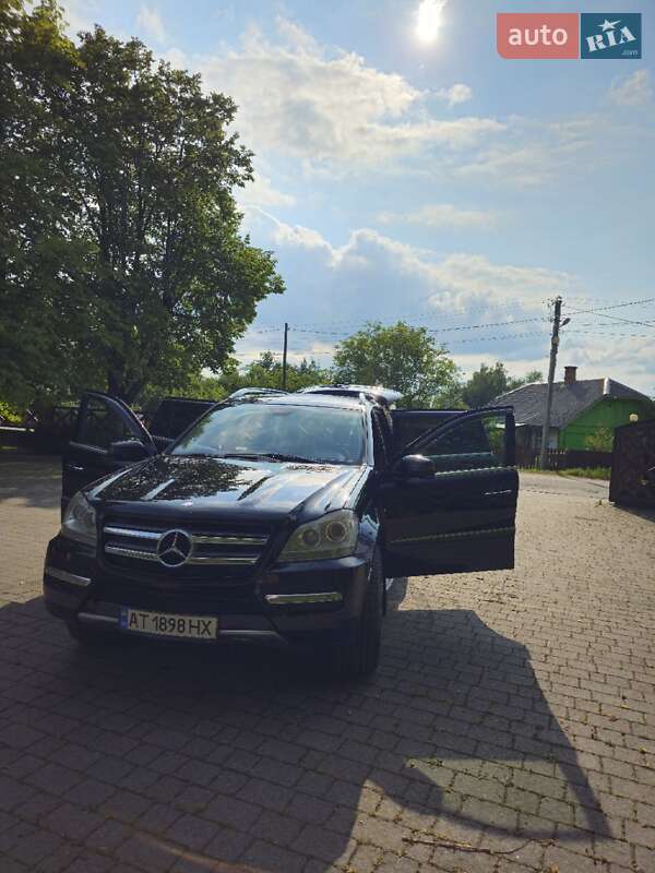 Внедорожник / Кроссовер Mercedes-Benz GL-Class 2010 в Калуше