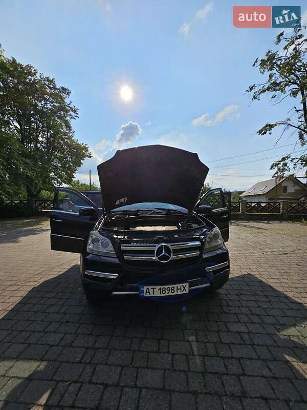Внедорожник / Кроссовер Mercedes-Benz GL-Class 2010 в Калуше