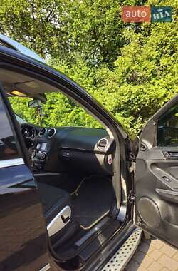 Позашляховик / Кросовер Mercedes-Benz GL-Class 2010 в 