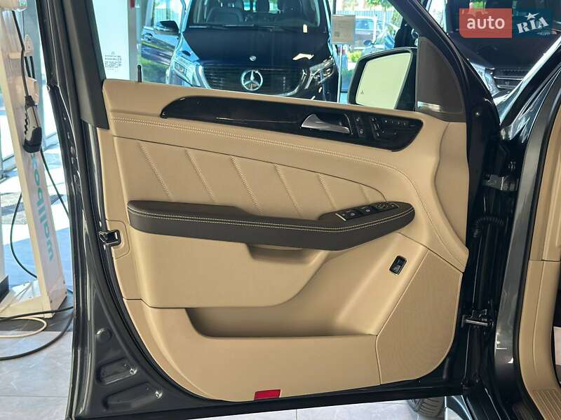 Внедорожник / Кроссовер Mercedes-Benz GL-Class 2014 в Львове фото 15 Внедорожник / Кроссовер Mercedes-Benz GL-Class 2014 в Львове