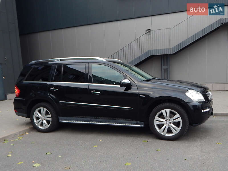 Внедорожник / Кроссовер Mercedes-Benz GL-Class 2010 в Киеве