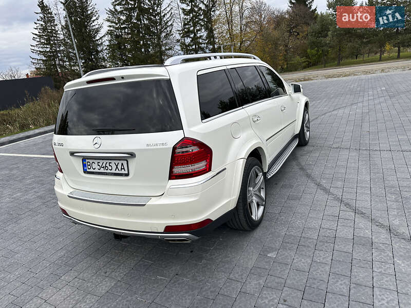 Позашляховик / Кросовер Mercedes-Benz GL-Class 2011 в Самборі фото 15 Позашляховик / Кросовер Mercedes-Benz GL-Class 2011 в Самборі