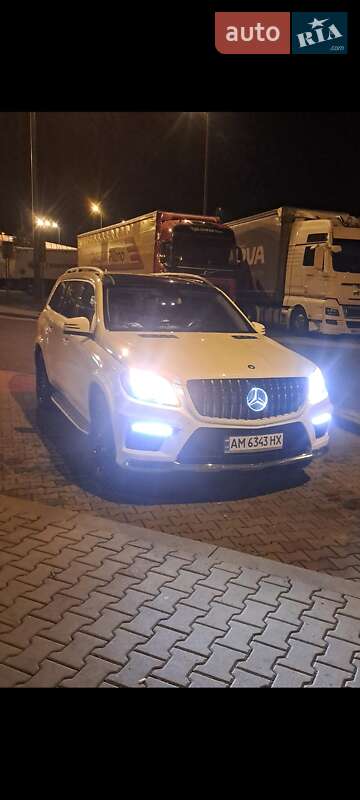 Внедорожник / Кроссовер Mercedes-Benz GL-Class 2015 в Житомире