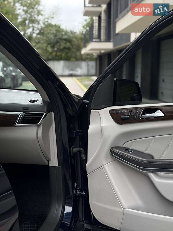 Внедорожник / Кроссовер Mercedes-Benz GL-Class 2012 в Ивано-Франковске