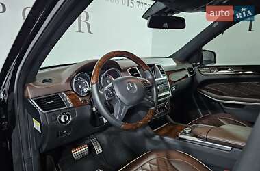 Позашляховик / Кросовер Mercedes-Benz GL-Class 2013 в  фото 26 Позашляховик / Кросовер Mercedes-Benz GL-Class 2013 в
