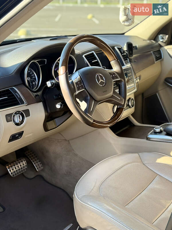 Внедорожник / Кроссовер Mercedes-Benz GL-Class 2013 в Одессе фото 16 Внедорожник / Кроссовер Mercedes-Benz GL-Class 2013 в Одессе
