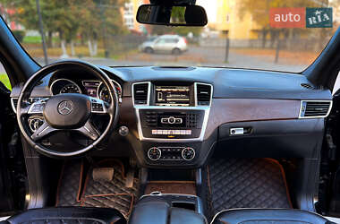 Позашляховик / Кросовер Mercedes-Benz GL-Class 2015 в  фото 13 Позашляховик / Кросовер Mercedes-Benz GL-Class 2015 в