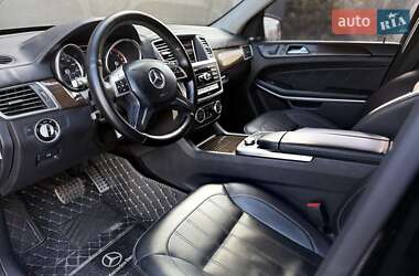 Позашляховик / Кросовер Mercedes-Benz GL-Class 2013 в  фото 35 Позашляховик / Кросовер Mercedes-Benz GL-Class 2013 в