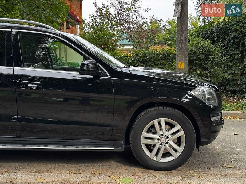 Позашляховик / Кросовер Mercedes-Benz GL-Class 2015 в Києві
