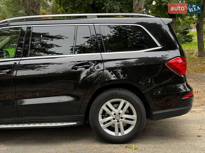 Позашляховик / Кросовер Mercedes-Benz GL-Class 2015 в Києві