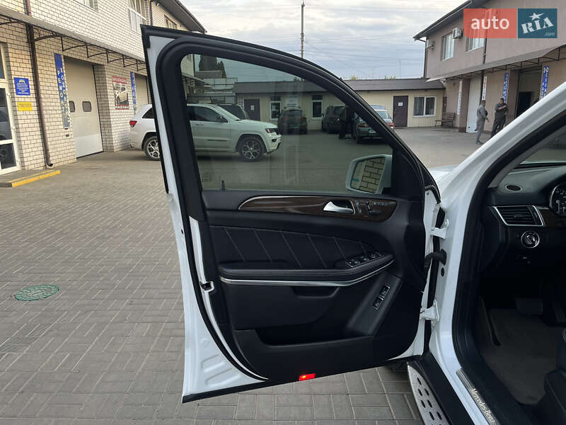 Позашляховик / Кросовер Mercedes-Benz GL-Class 2014 в Харкові фото 48 Позашляховик / Кросовер Mercedes-Benz GL-Class 2014 в Харкові