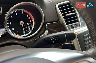 Позашляховик / Кросовер Mercedes-Benz GL-Class 2014 в  фото 42 Позашляховик / Кросовер Mercedes-Benz GL-Class 2014 в