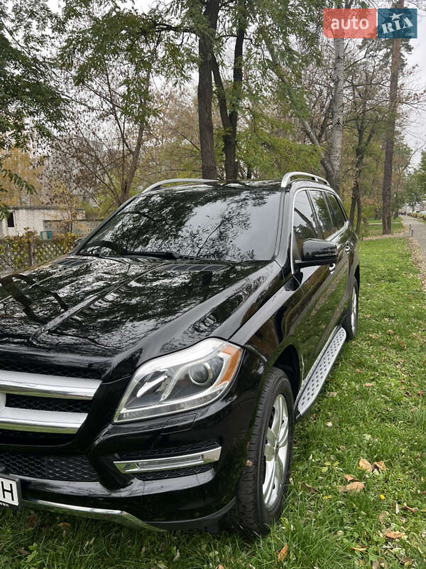 Внедорожник / Кроссовер Mercedes-Benz GL-Class 2015 в Киеве фото 4 Внедорожник / Кроссовер Mercedes-Benz GL-Class 2015 в Киеве