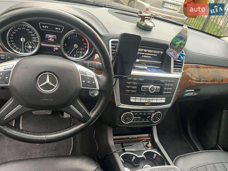 Внедорожник / Кроссовер Mercedes-Benz GL-Class 2012 в Тернополе фото 13 Внедорожник / Кроссовер Mercedes-Benz GL-Class 2012 в Тернополе
