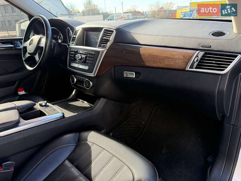 Внедорожник / Кроссовер Mercedes-Benz GL-Class 2014 в Коломые фото 25 Внедорожник / Кроссовер Mercedes-Benz GL-Class 2014 в Коломые