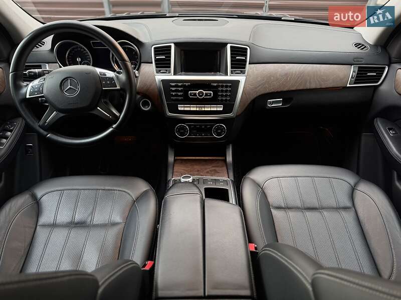 Внедорожник / Кроссовер Mercedes-Benz GL-Class 2015 в Киеве фото 32 Внедорожник / Кроссовер Mercedes-Benz GL-Class 2015 в Киеве