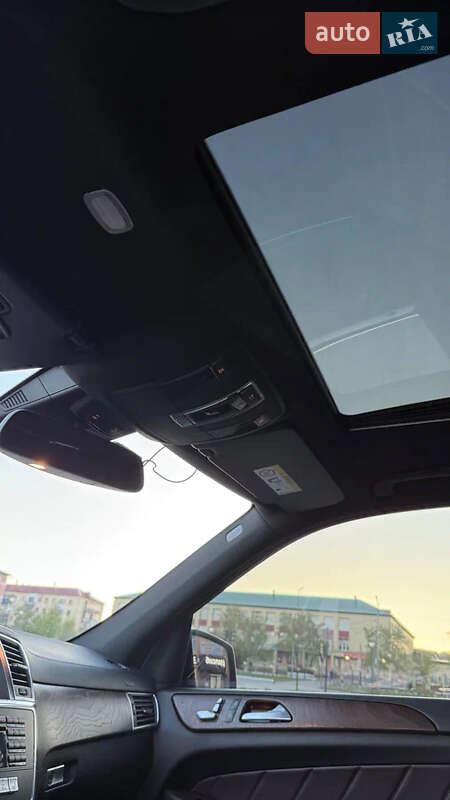 Позашляховик / Кросовер Mercedes-Benz GL-Class 2015 в Миколаєві фото 17 Позашляховик / Кросовер Mercedes-Benz GL-Class 2015 в Миколаєві