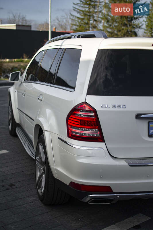 Позашляховик / Кросовер Mercedes-Benz GL-Class 2011 в Самборі фото 10 Позашляховик / Кросовер Mercedes-Benz GL-Class 2011 в Самборі