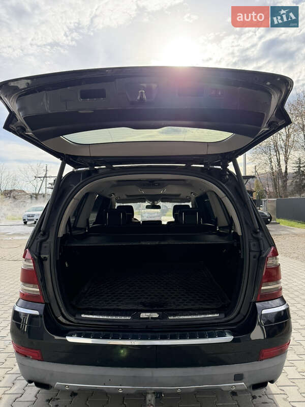 Позашляховик / Кросовер Mercedes-Benz GL-Class 2008 в Івано-Франківську фото 36 Позашляховик / Кросовер Mercedes-Benz GL-Class 2008 в Івано-Франківську