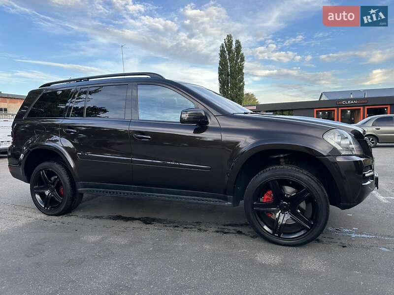 Позашляховик / Кросовер Mercedes-Benz GL-Class 2010 в Броварах