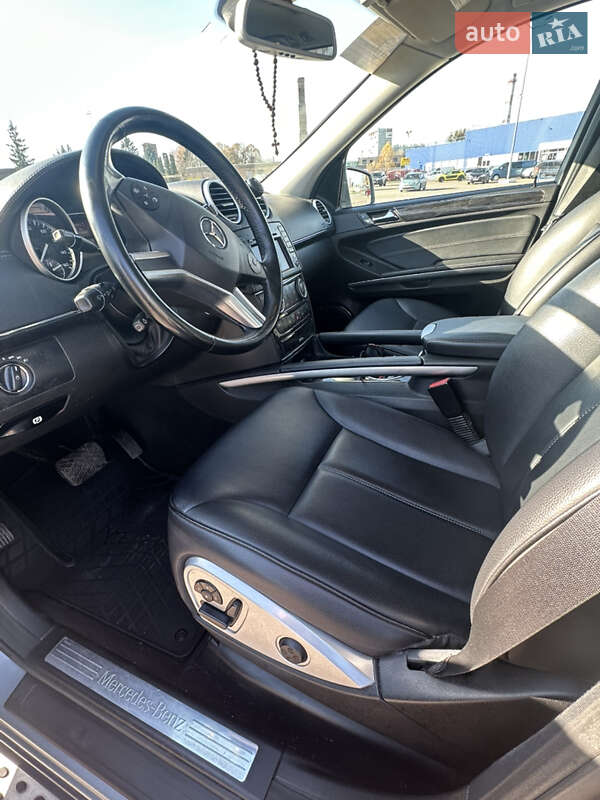 Внедорожник / Кроссовер Mercedes-Benz GL-Class 2011 в Житомире