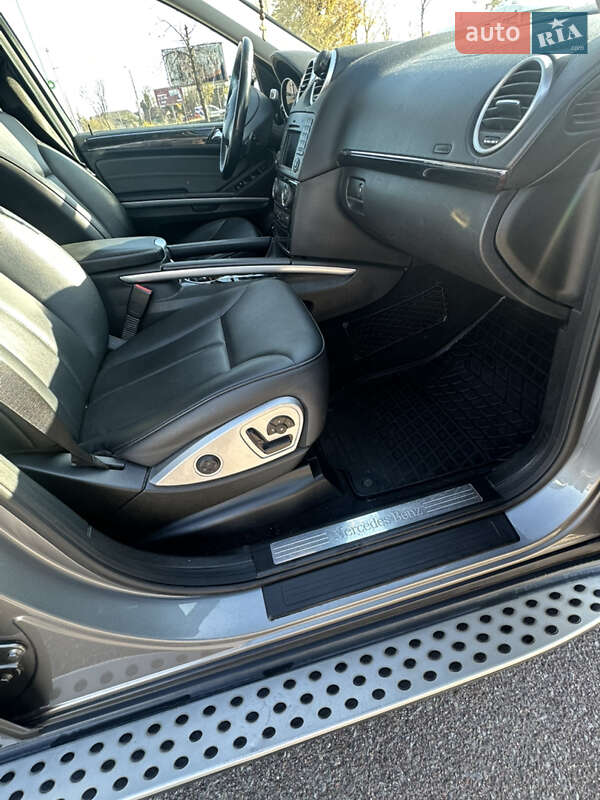 Внедорожник / Кроссовер Mercedes-Benz GL-Class 2011 в Житомире