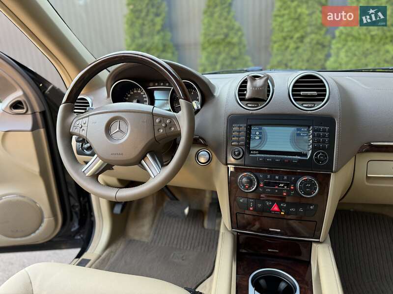 Внедорожник / Кроссовер Mercedes-Benz GL-Class 2008 в Киеве фото 42 Внедорожник / Кроссовер Mercedes-Benz GL-Class 2008 в Киеве