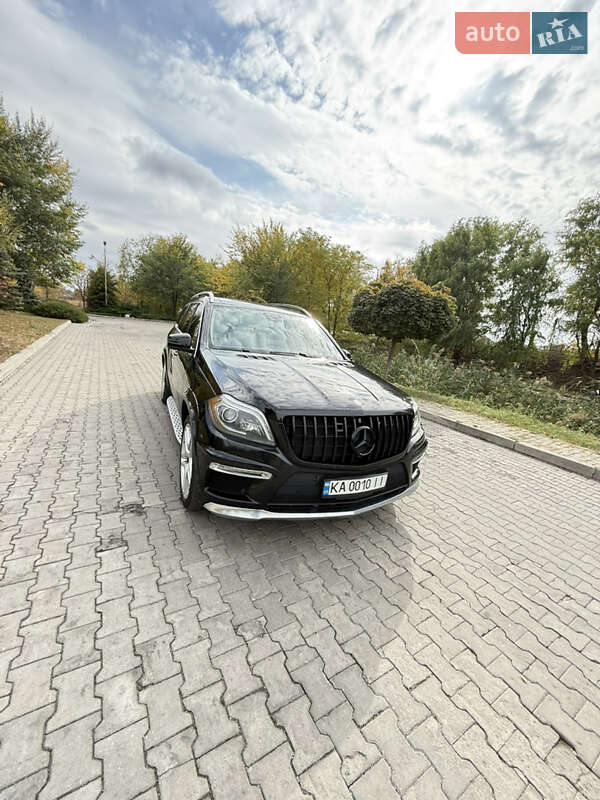 Позашляховик / Кросовер Mercedes-Benz GL-Class 2013 в Павлограді