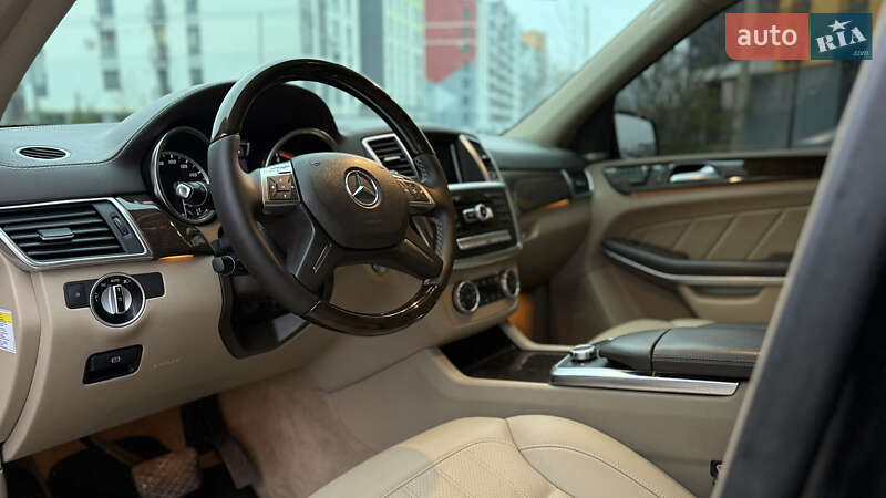 Внедорожник / Кроссовер Mercedes-Benz GL-Class 2012 в Ивано-Франковске фото 40 Внедорожник / Кроссовер Mercedes-Benz GL-Class 2012 в Ивано-Франковске