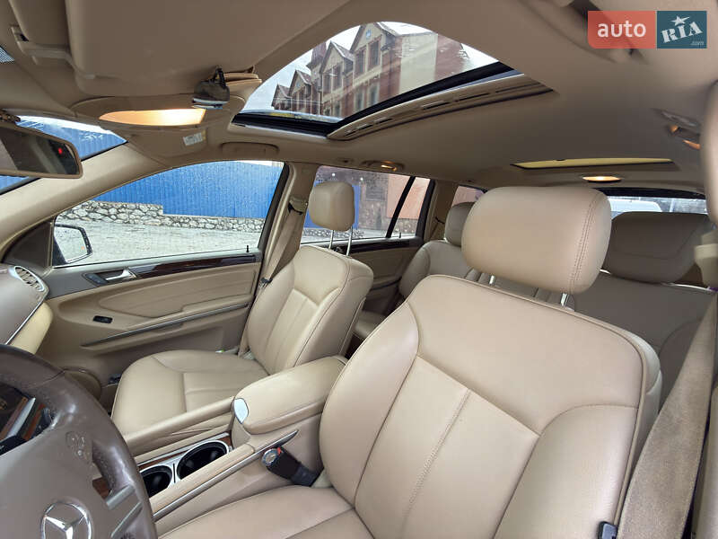 Внедорожник / Кроссовер Mercedes-Benz GL-Class 2012 в Тернополе