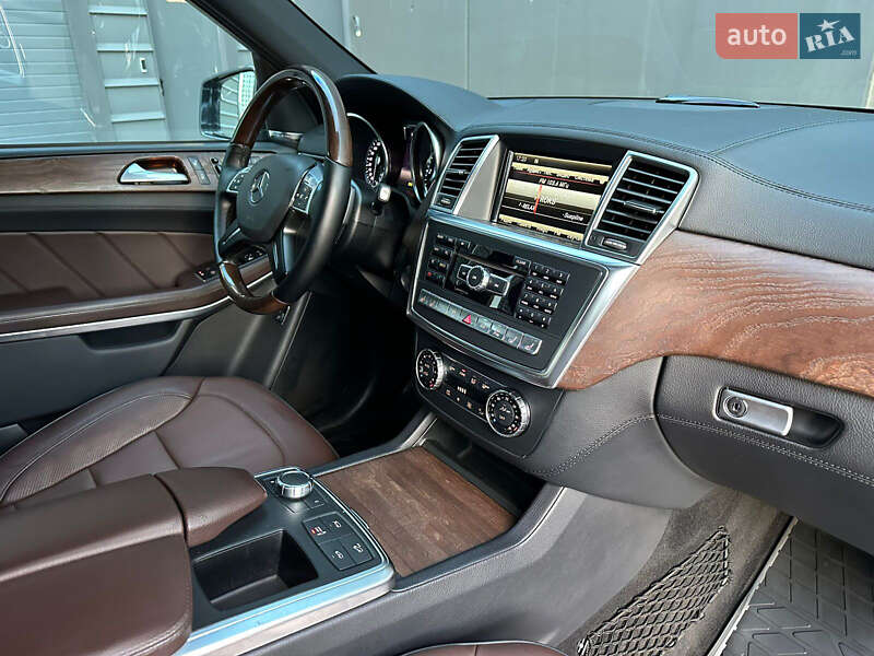 Позашляховик / Кросовер Mercedes-Benz GL-Class 2013 в Луцьку фото 33 Позашляховик / Кросовер Mercedes-Benz GL-Class 2013 в Луцьку