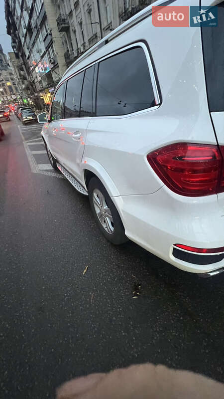 Внедорожник / Кроссовер Mercedes-Benz GL-Class 2015 в Киеве фото 2 Внедорожник / Кроссовер Mercedes-Benz GL-Class 2015 в Киеве