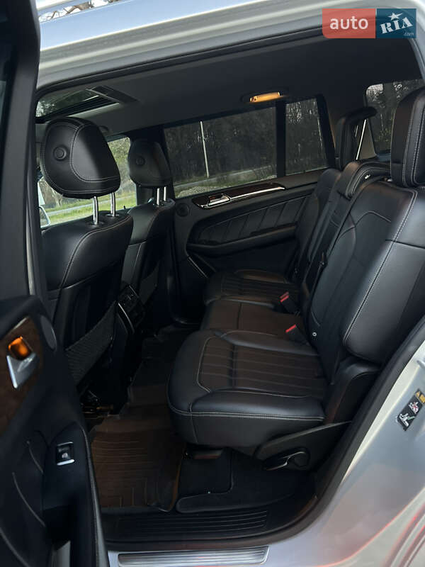 Позашляховик / Кросовер Mercedes-Benz GL-Class 2016 в Сторожинці фото 36 Позашляховик / Кросовер Mercedes-Benz GL-Class 2016 в Сторожинці