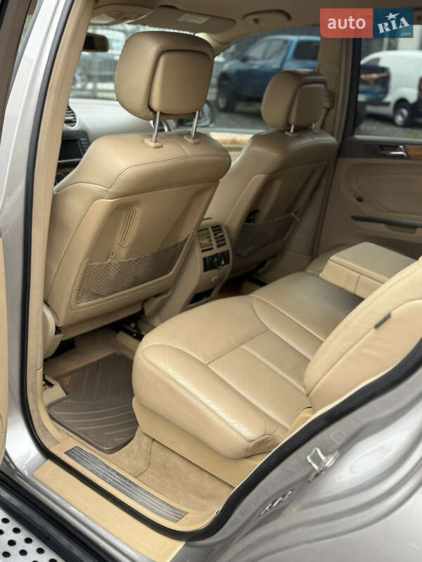 Внедорожник / Кроссовер Mercedes-Benz GL-Class 2006 в Ужгороде фото 14 Внедорожник / Кроссовер Mercedes-Benz GL-Class 2006 в Ужгороде