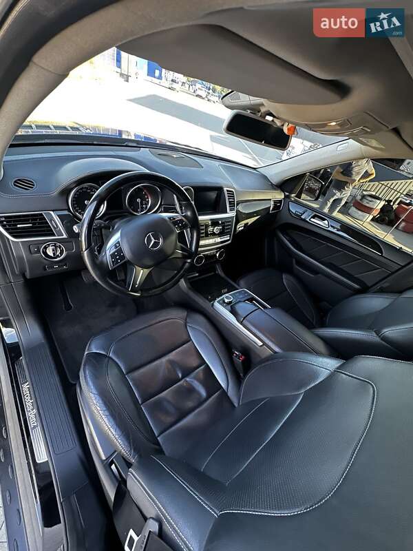 Внедорожник / Кроссовер Mercedes-Benz GL-Class 2015 в Виннице фото 20 Внедорожник / Кроссовер Mercedes-Benz GL-Class 2015 в Виннице