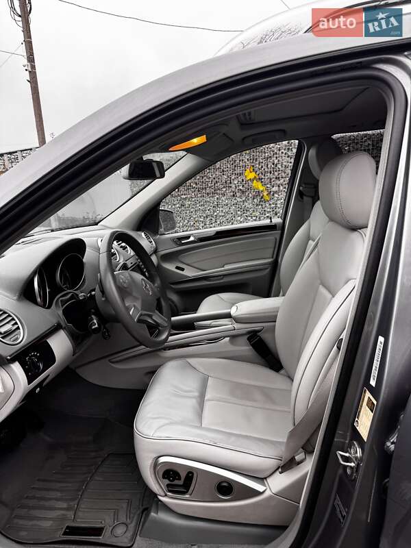 Позашляховик / Кросовер Mercedes-Benz GL-Class 2012 в Житомирі фото 37 Позашляховик / Кросовер Mercedes-Benz GL-Class 2012 в Житомирі