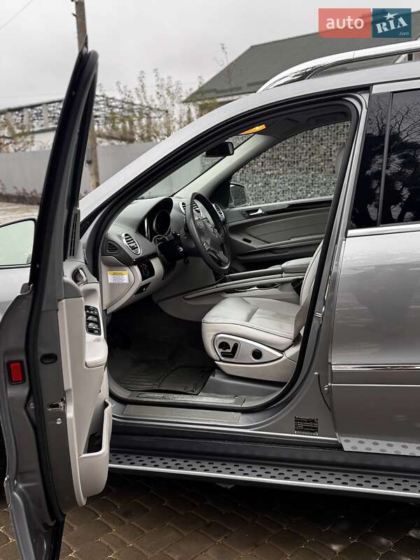 Позашляховик / Кросовер Mercedes-Benz GL-Class 2012 в Житомирі фото 42 Позашляховик / Кросовер Mercedes-Benz GL-Class 2012 в Житомирі